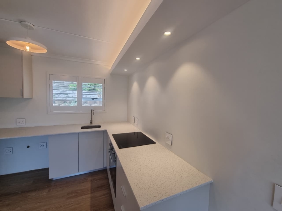 To Let 2 Bedroom Property for Rent in Big Bay Western Cape